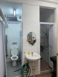Toa Payoh North (D12), Shop House #608425301